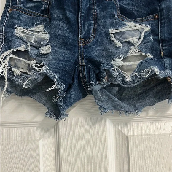 American Eagle Outfitters Women's Dark Blue Ripped Jean Shorts - Picture 5 of 17